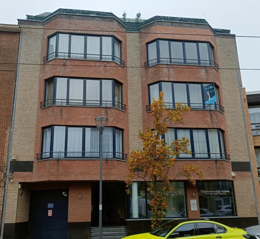 immeuble avec modification de la répartition de logements à berchem-sainte-agathe